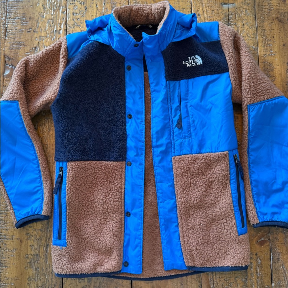The North Face Kids Blue and Tan Puffer Jacket, boys 10/12